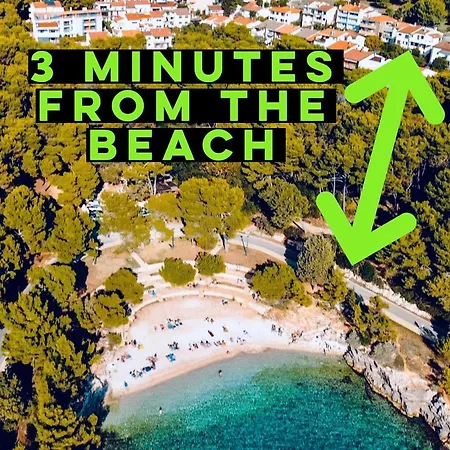 Apartment 3 Minutes From The Beach: Lovely