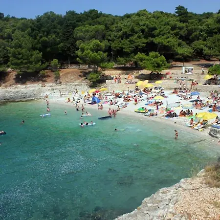 3 Minutes From The Beach: Lovely Lägenhet Pula